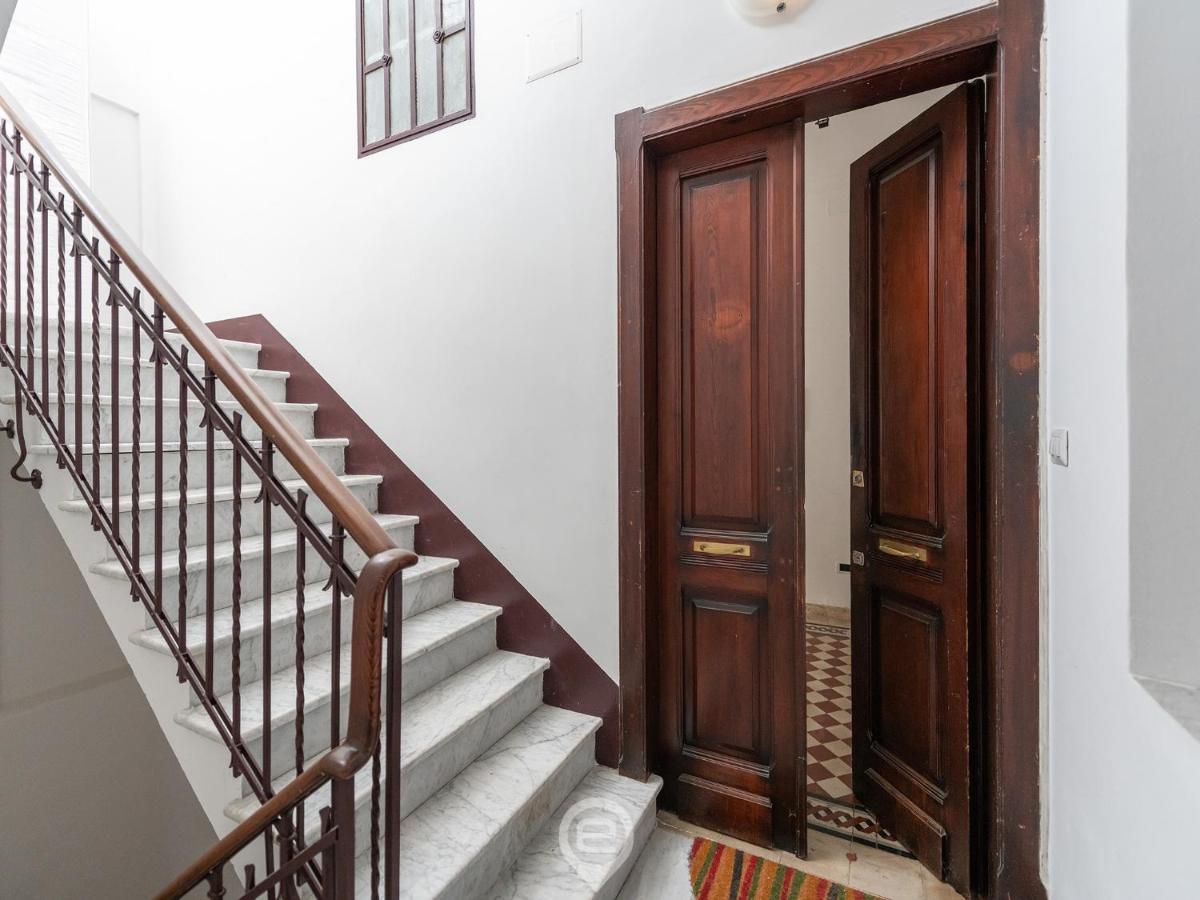Mirabel Apartment - Wonderful Flat In City Center Cagliari Exterior foto